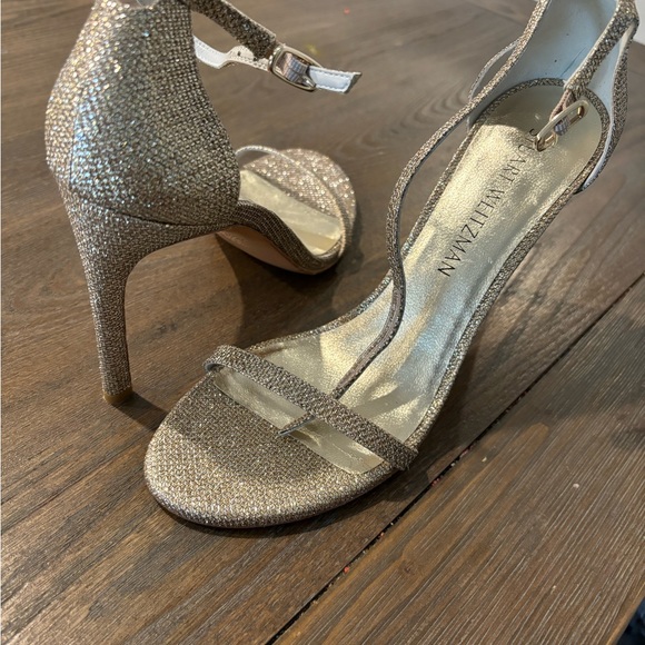 Stuart Weitzman shimmery ankle strap sandals - Picture 4 of 6